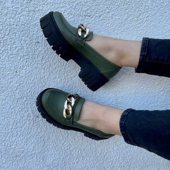 Alta Moda Super Chunky Olive Green Gold Chain Vegan Leather Loafers Size 41 - Picture 5 of 8